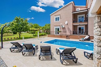 Villa Lara