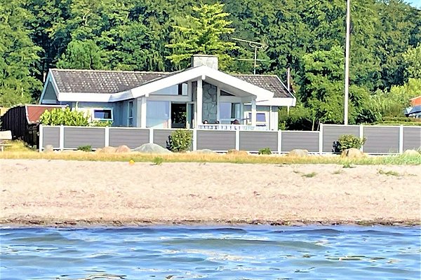 Ferienhaus Bjert Strand