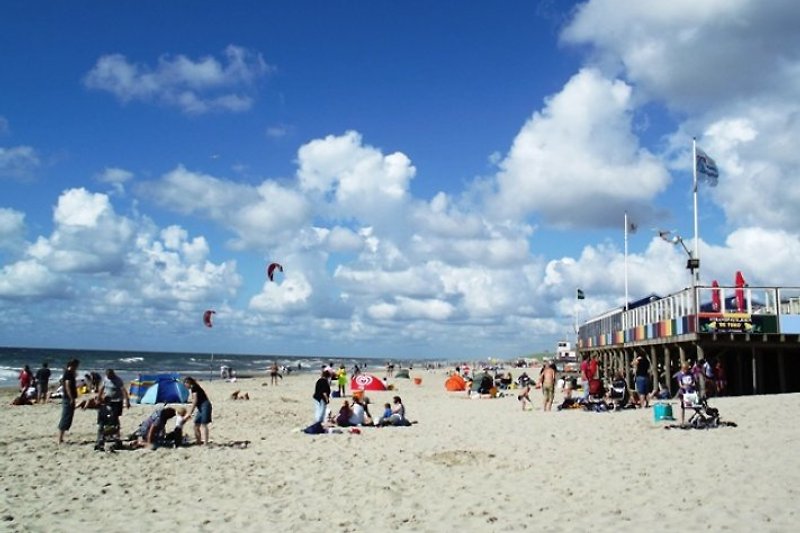 Het strand bij Callantsoog.