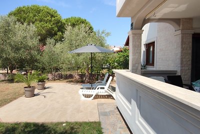 Villa R&A   NEU  300m bis Strand