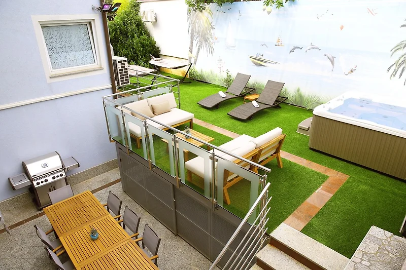 Whirlpool en grillterras