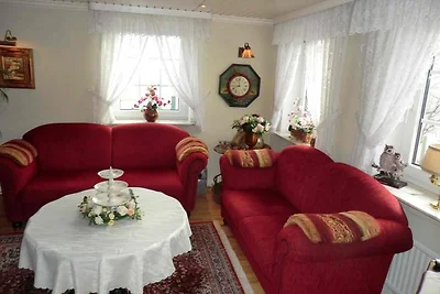 Romantica casa di canne, sauna, W-Lan