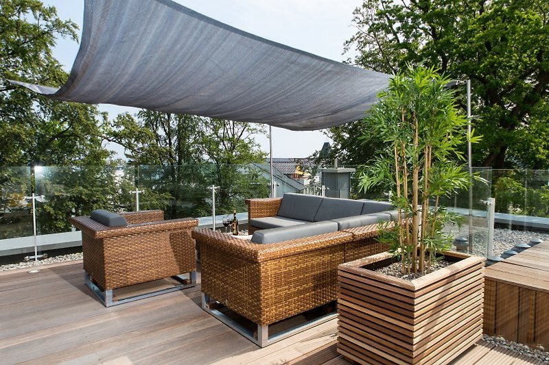 Private Dachterrasse mit Loungemöbel