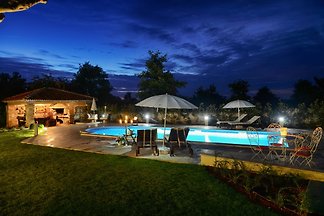 Villa Duga