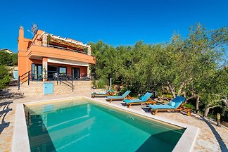 Villa Serenity