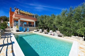 Villa Serenity