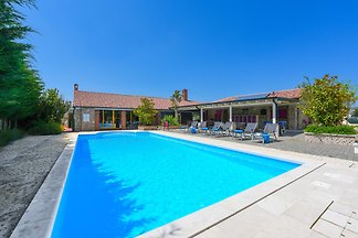 Villa Pequena Perla