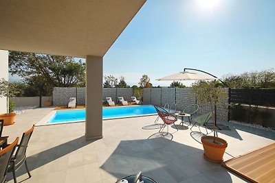 Villa North