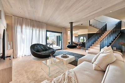 Beautiful Villa Itea