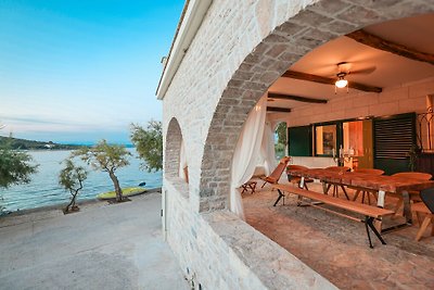 Beautiful Villa Mare Vista