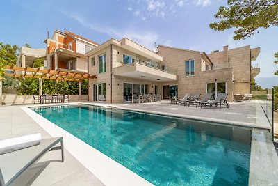 Villa Peyton