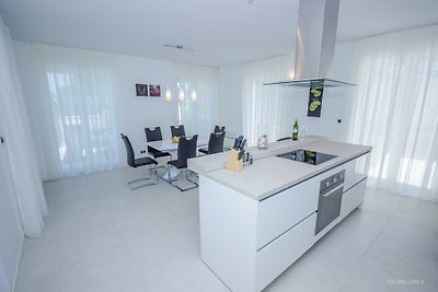 Beautiful Villa Aktea 7