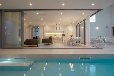 Preciosa Villa White Palace en Trogir
