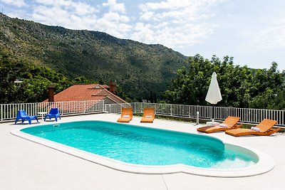 Beautiful Villa Radiance