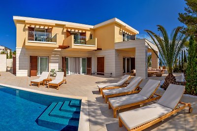 Beautiful Villa Harmony 1 & Harmony 2