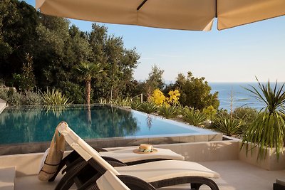 Beautiful Villa Brilliance House