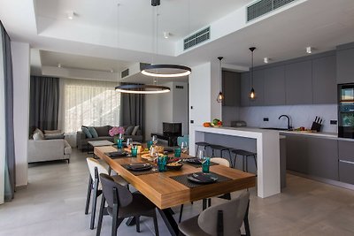 Beautiful Villa Naria