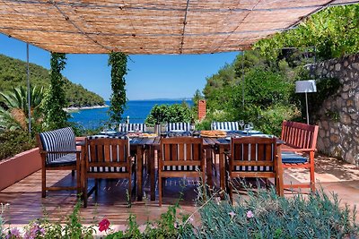 Beautiful Villa Sea Escape