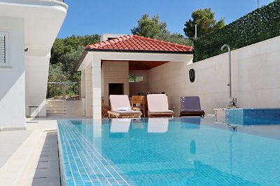 Beautiful Villa Beachfront Korčula