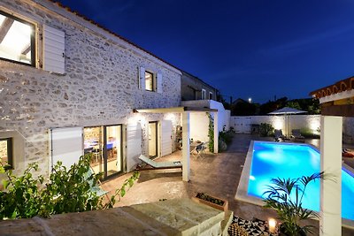 Villa Dvori