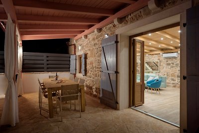 Beautiful Villa Jewel