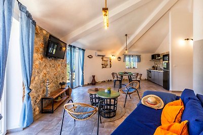 Beautiful villa Big Hobbit 1