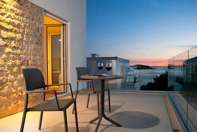 Villa Crystal Blue