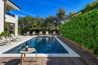 Luxury Villa Goga*****