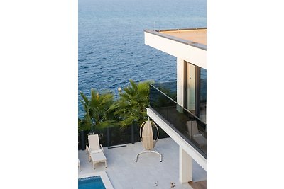 Beautiful Villa Beachfront Sun 1