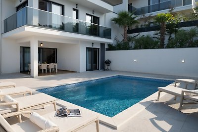 Beautiful Villa Beachfront Sun 1