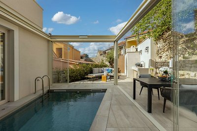 Beautiful Villa Aenona