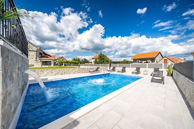 Villa Ivandvor