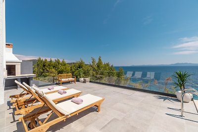 Beautiful Villa Grandiosa