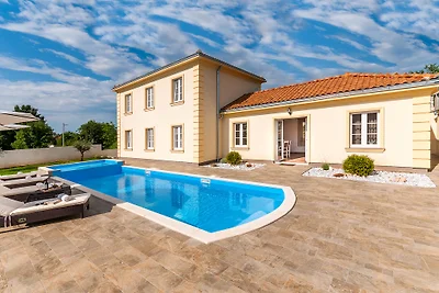 Villa Jakov
