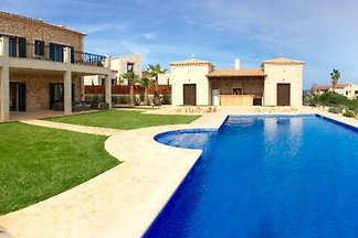 VILLA SERAFINA RÊVE DE PRESTIGE PROPERTY