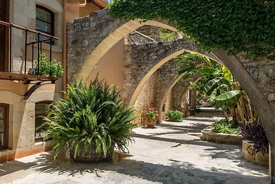 Kamares – a restaured Venetian Farm