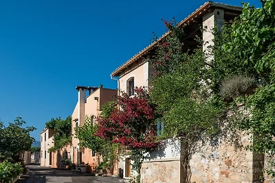 Kamares – a restaured Venetian Farm