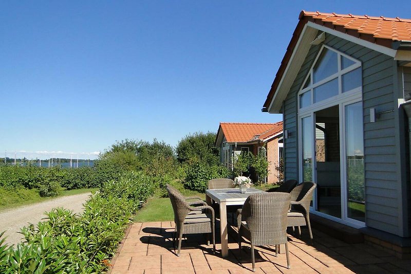 Terrasse mit wunderbarem Schleiblick