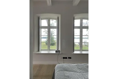 Kleines Fährhaus