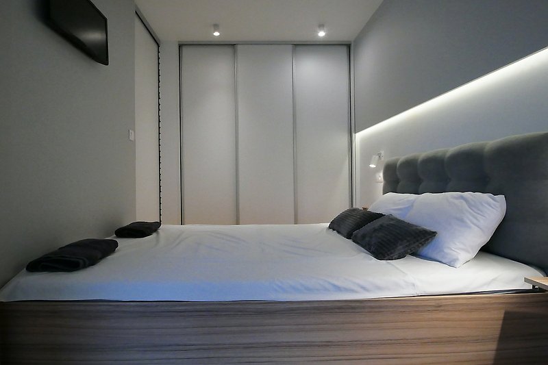 4UApart-Apartment suite Picasso - 2 Zimmer mit balkon, 33 m2, 3 Etage, Ulanska 1A Str.