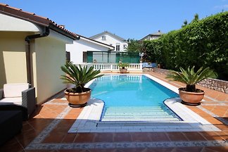 Villa Istrien mit Pool in Kostrena