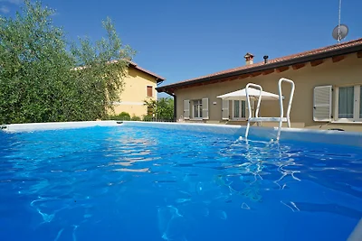 Villa Serraglie mit eigenem Pool