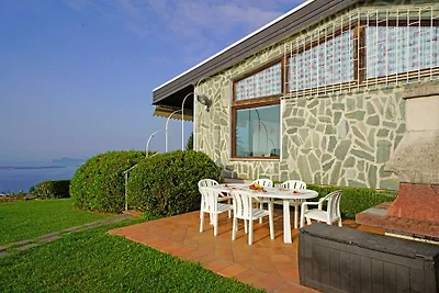 Villa Laura mit eigenem Pool+ Wlan
