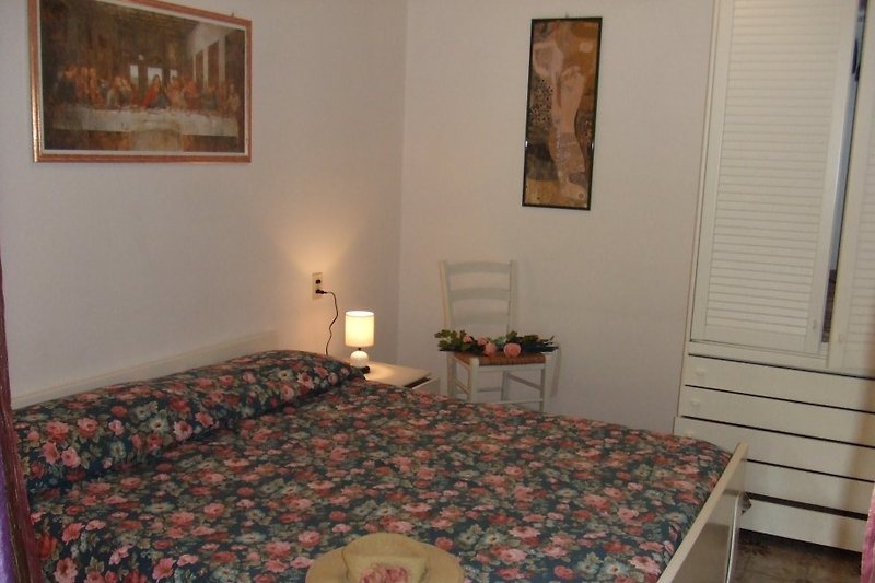 1. Pokój z podwójnym łóżkiem