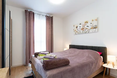 GOLD APARTMENT