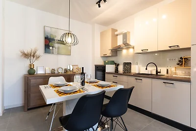 GOLD APARTMENT