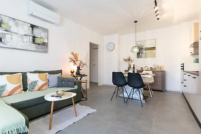GOLD APARTMENT