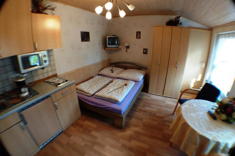 Optionales kleines Appartement mit Küchenzeile/Dusche/WC ( viertes Schlafzimmer, nur buchbar mit Ferienhaus )