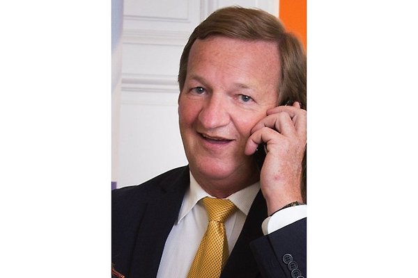 Mr. K. Wegmaier Mr. K. Wegmaier
