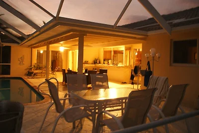 Villa Catalina Isles